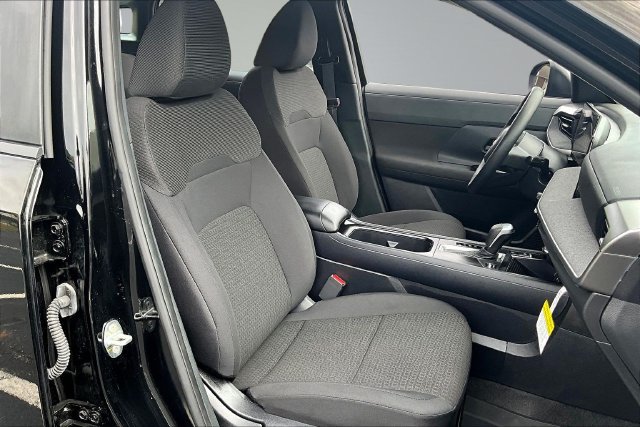 Used 2026 Nissan Kicks S FWD image 26