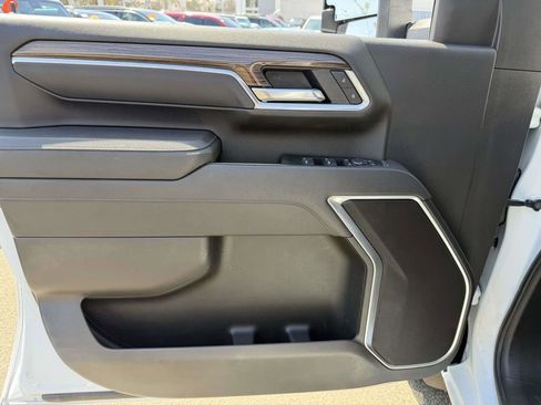 Used 2025 Chevrolet Silverado 2500 LT w/ Safety Package AWD/4WD image 23