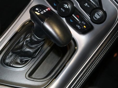Used 2023 Dodge Challenger SXT RWD image 40