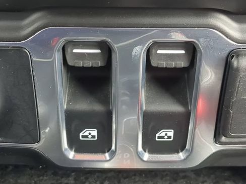 Certified 2023 Jeep Wrangler Sport AWD/4WD image 24