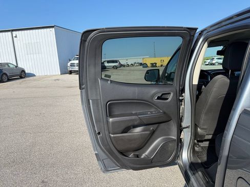 Used 2022 GMC Canyon Elevation AWD/4WD image 32