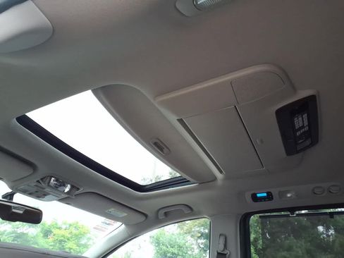 Used 2013 Honda Odyssey Touring image 16