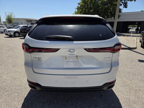 New 2026 MAZDA CX-90 3.3 Turbo w/ Preferred Package AWD/4WD image 13