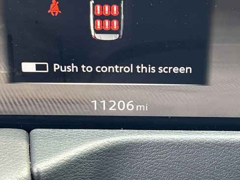 Used 2025 Nissan Armada PRO-4X AWD/4WD image 7