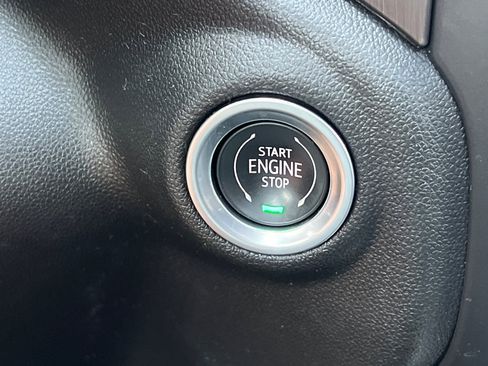 Used 2021 GMC Sierra 2500 AT4 w/ AT4 Preferred Package image 19