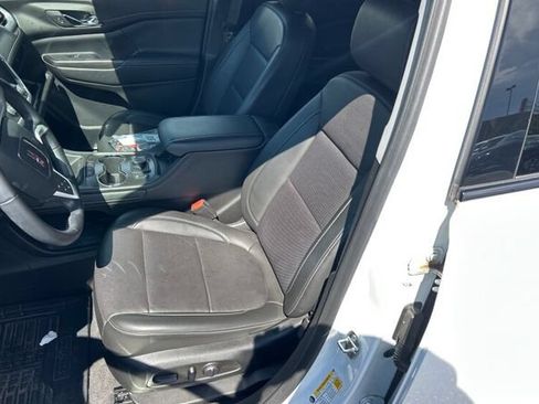Used 2023 GMC Acadia SLT w/ Elevation Edition AWD/4WD image 10