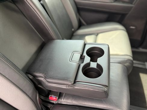 Used 2009 MAZDA CX-9 Touring w/ Moonroof & Bose Audio Pkg FWD image 36