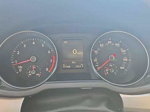 Used 2019 Volkswagen Passat 2.0T Wolfsburg w/ Wheels & Sunroof Package FWD image 17
