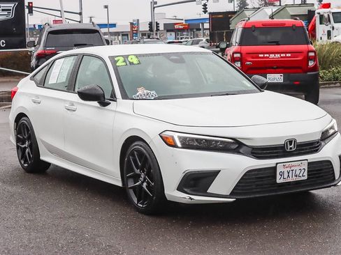 Used 2024 Honda Civic Sport image 5