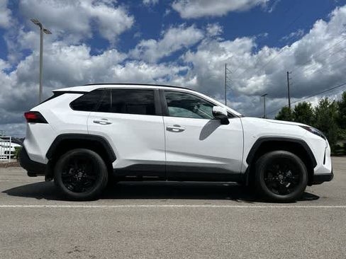 Used 2025 Toyota RAV4 XLE w/ Convenience Package AWD/4WD image 3