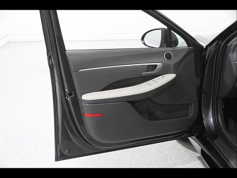 Certified 2023 Hyundai Sonata SEL FWD image 4