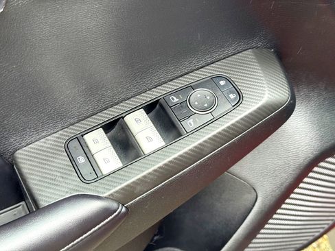 Used 2022 Mitsubishi Outlander SE image 14