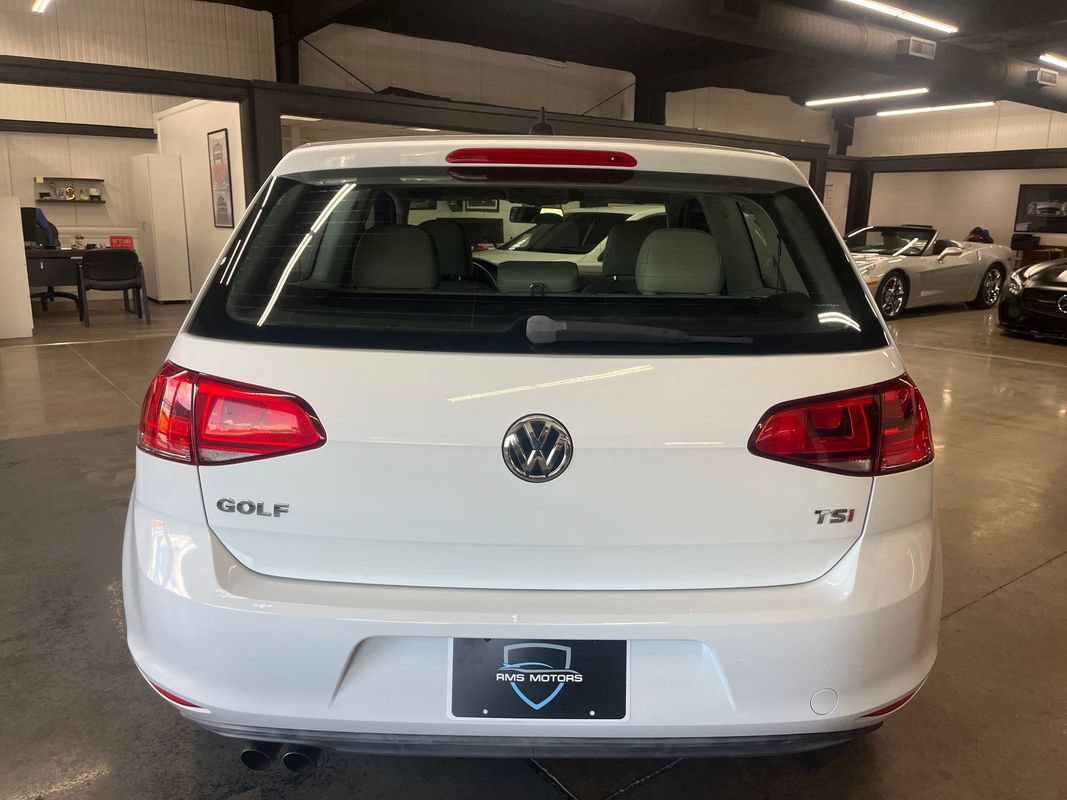 Used 2015 Volkswagen Golf S FWD image 10
