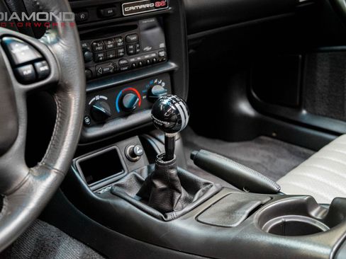 Used 2002 Chevrolet Camaro Z28 w/ SS Performance/Appearance Pkg RWD image 90