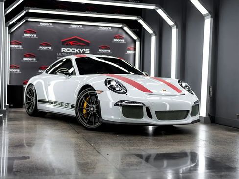 Used 2016 Porsche 911 R image 1