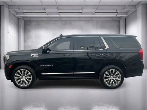 Used 2021 GMC Yukon Denali w/ Denali Premium Package AWD/4WD image 6