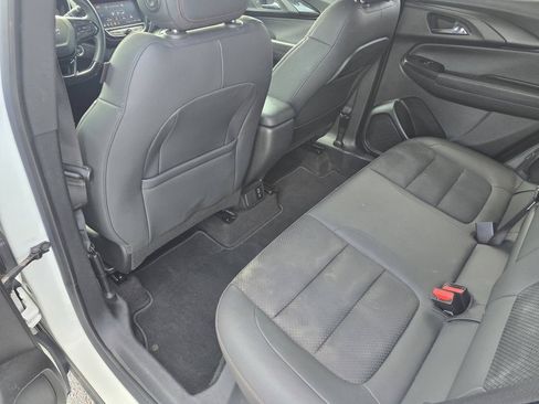 Used 2023 Chevrolet TrailBlazer RS w/ Sun and Liftgate Package FWD image 12