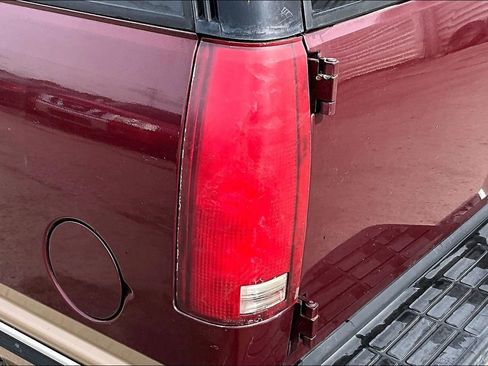 Used 1999 Chevrolet Tahoe Z71 w/ Comfort & Security Pkg AWD/4WD image 25