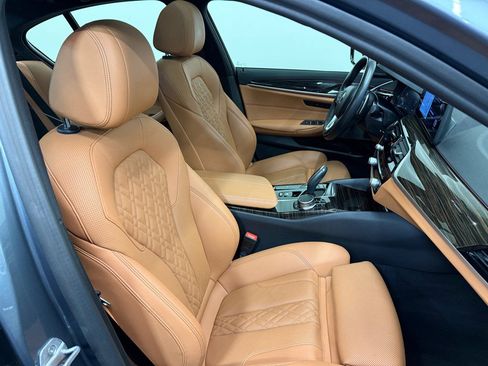 Used 2022 BMW 530i xDrive w/ Premium Package image 19