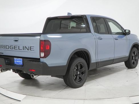 New 2026 Honda Ridgeline Black Edition image 12