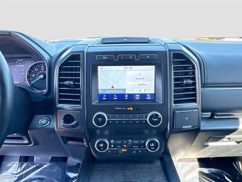 Used 2021 Ford Expedition Limited image 12
