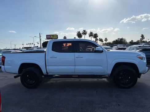 Used 2018 Toyota Tacoma SR w/ SR Convenience Package RWD image 10