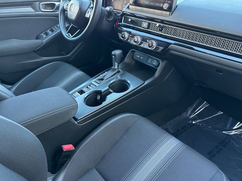 Used 2024 Honda Civic Sport image 31