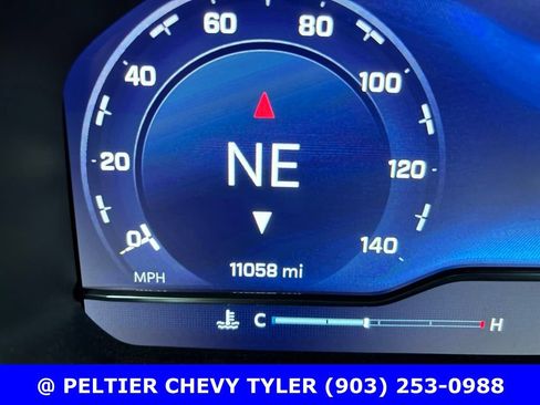 Used 2025 Chevrolet Silverado 2500 ZR2 w/ Technology Package AWD/4WD image 24