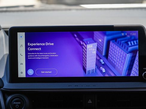 Certified 2023 Toyota Prius XLE FWD image 14