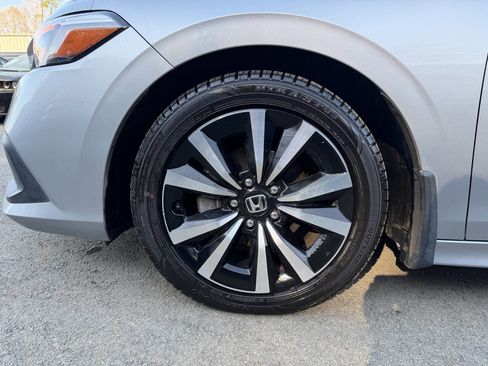 Used 2022 Honda Civic EX image 10