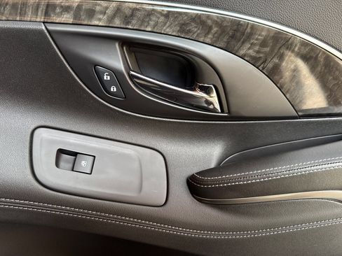 Used 2015 Buick LaCrosse Leather FWD image 22
