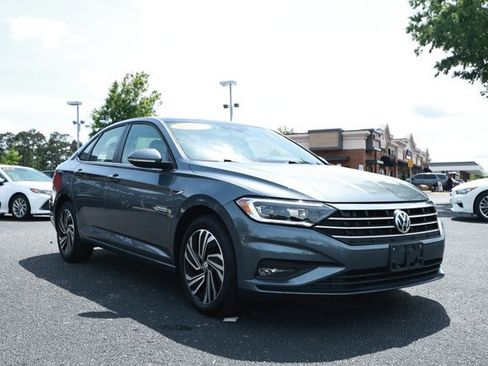 Used 2020 Volkswagen Jetta SEL Premium FWD image 3