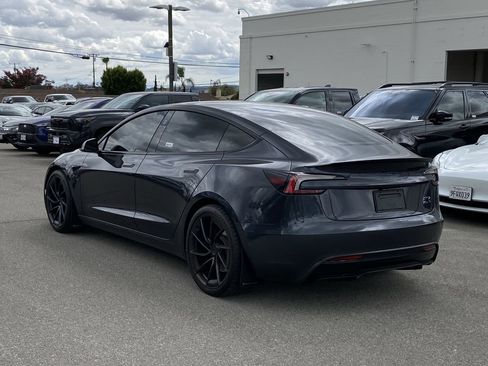 Used 2024 Tesla Model 3 Performance AWD/4WD image 4