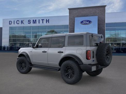 New 2026 Ford Bronco Outer Banks w/ Sasquatch Package image 4