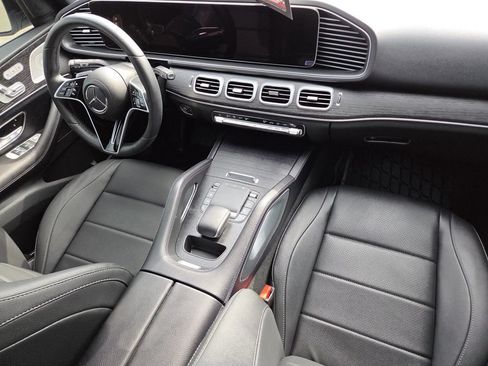 Used 2025 Mercedes-Benz GLE 350 4MATIC image 24