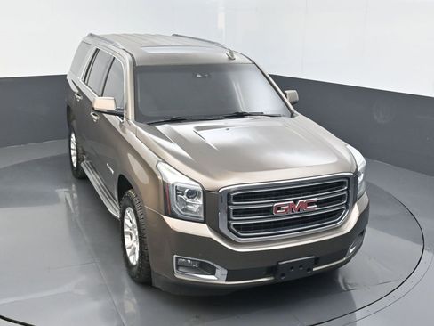 Used 2015 GMC Yukon SLT w/ Open Road Package image 3