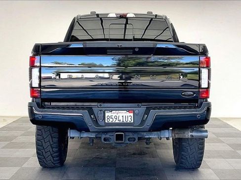 Used 2022 Ford F350 Platinum AWD/4WD image 3