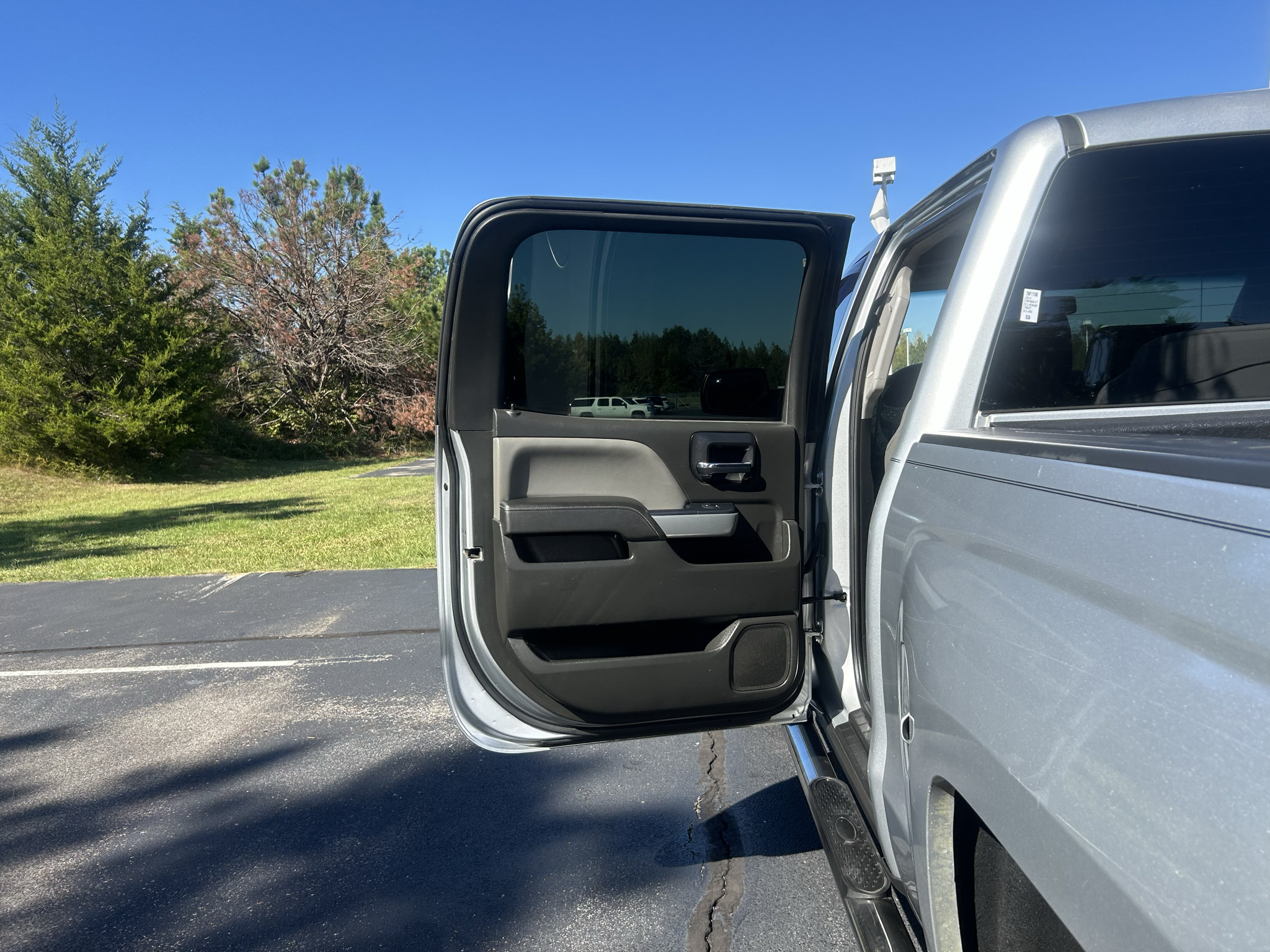 Used 2014 Chevrolet Silverado 1500 LTZ Z71 AWD/4WD image 17