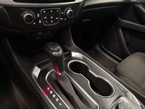 Used 2019 Chevrolet Traverse LT image 20