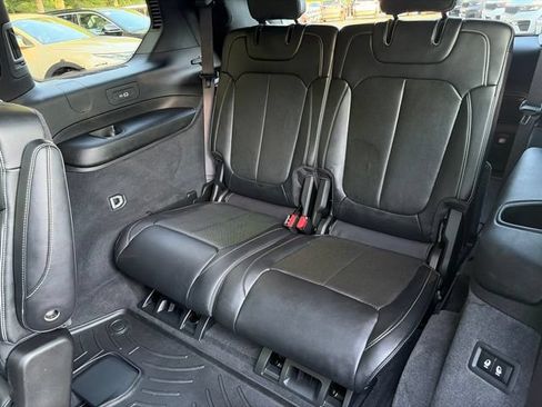 Used 2022 Jeep Grand Cherokee L Overland w/ Luxury Tech Group IV AWD/4WD image 15