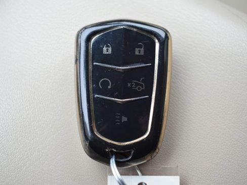 Used 2018 Cadillac XT5 Luxury w/ LPO, Wheel Lock Package image 31