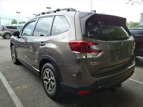 Used 2024 Subaru Forester Premium AWD/4WD image 4