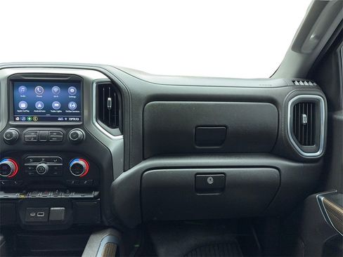 Used 2021 Chevrolet Silverado 1500 RST image 20