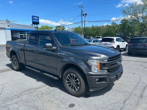 Used 2019 Ford F150 XLT w/ Equipment Group 302A Luxury AWD/4WD image 5