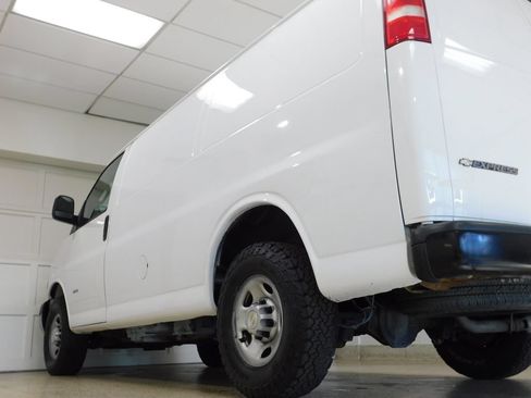 Used 2021 Chevrolet Express 2500 w/ Driver Convenience Package RWD image 50