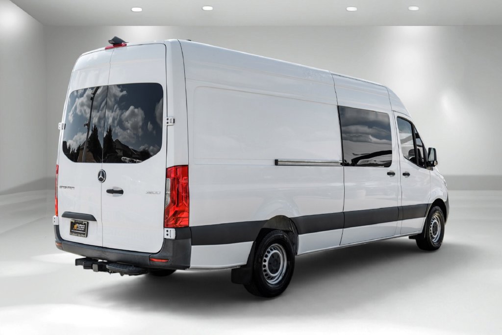 Used 2019 Mercedes-Benz Sprinter 170 w/ Driver Convenience Package image 6