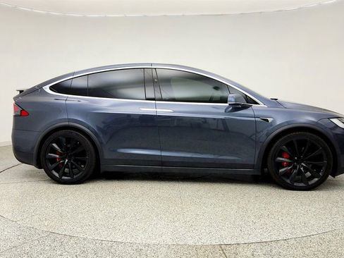 Used 2020 Tesla Model X Long Range AWD/4WD image 4