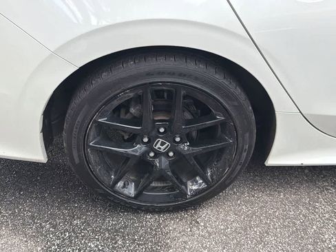 Used 2024 Honda Civic Sport image 6