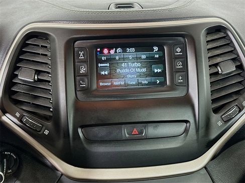 Used 2015 Jeep Cherokee Sport w/ Cold Weather Group image 14