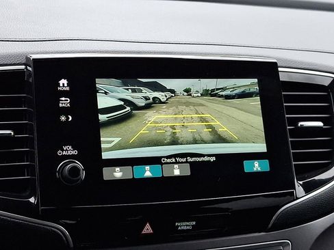 Used 2022 Honda Pilot Sport image 18